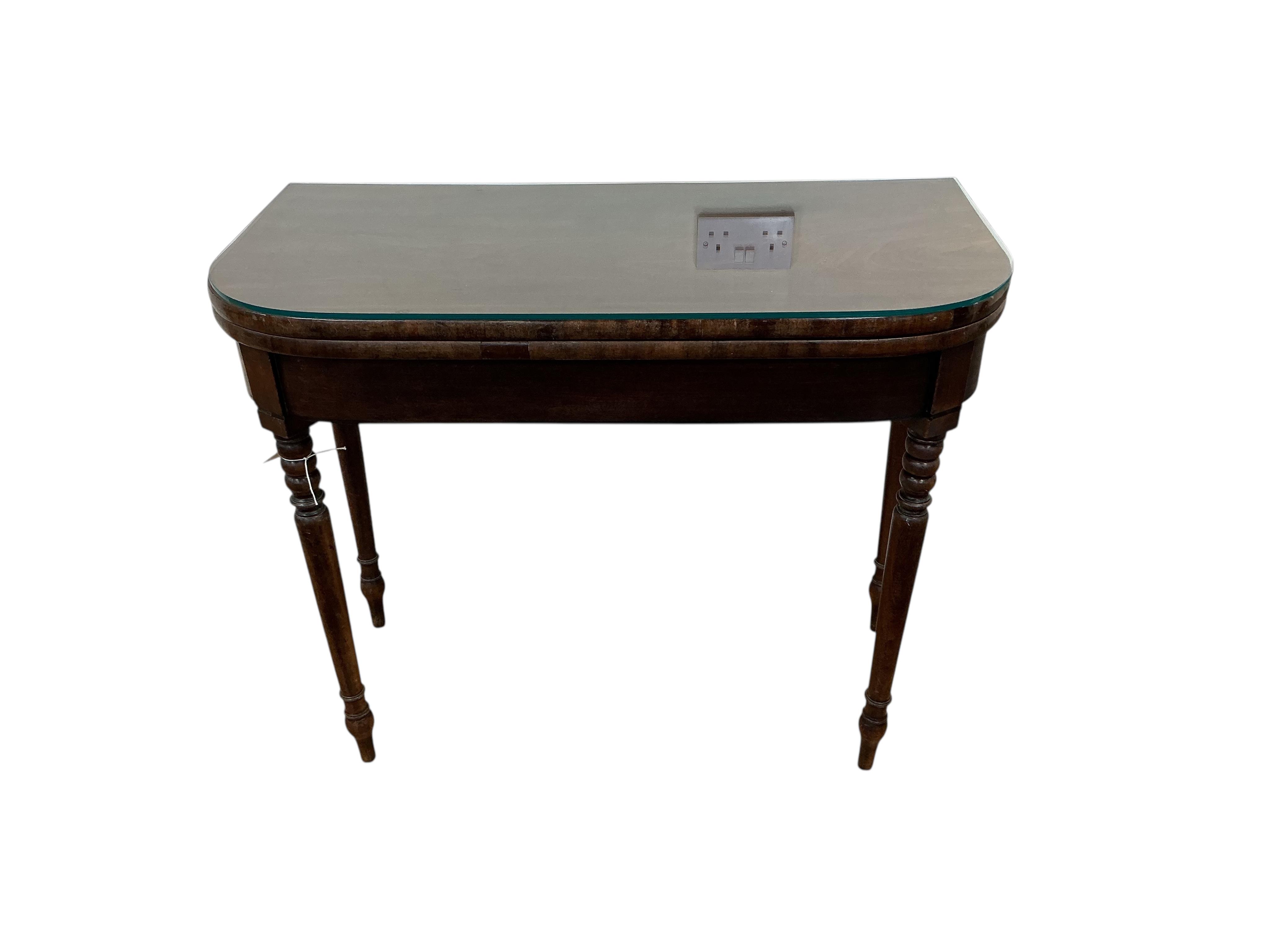 Regency mahogany D shaped folding card table, width 91cm, depth 44cm, height 74cm.